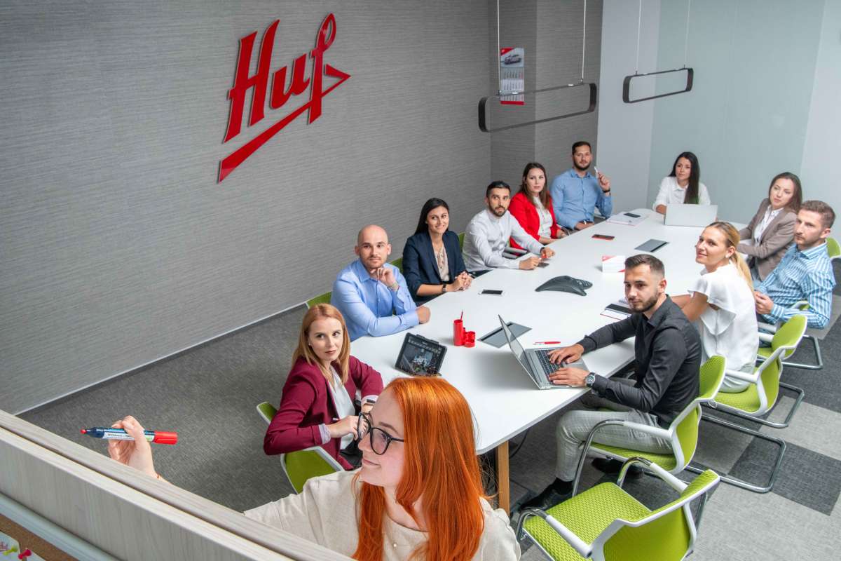 Team meeting at automotive supplier Huf in Timisoara office