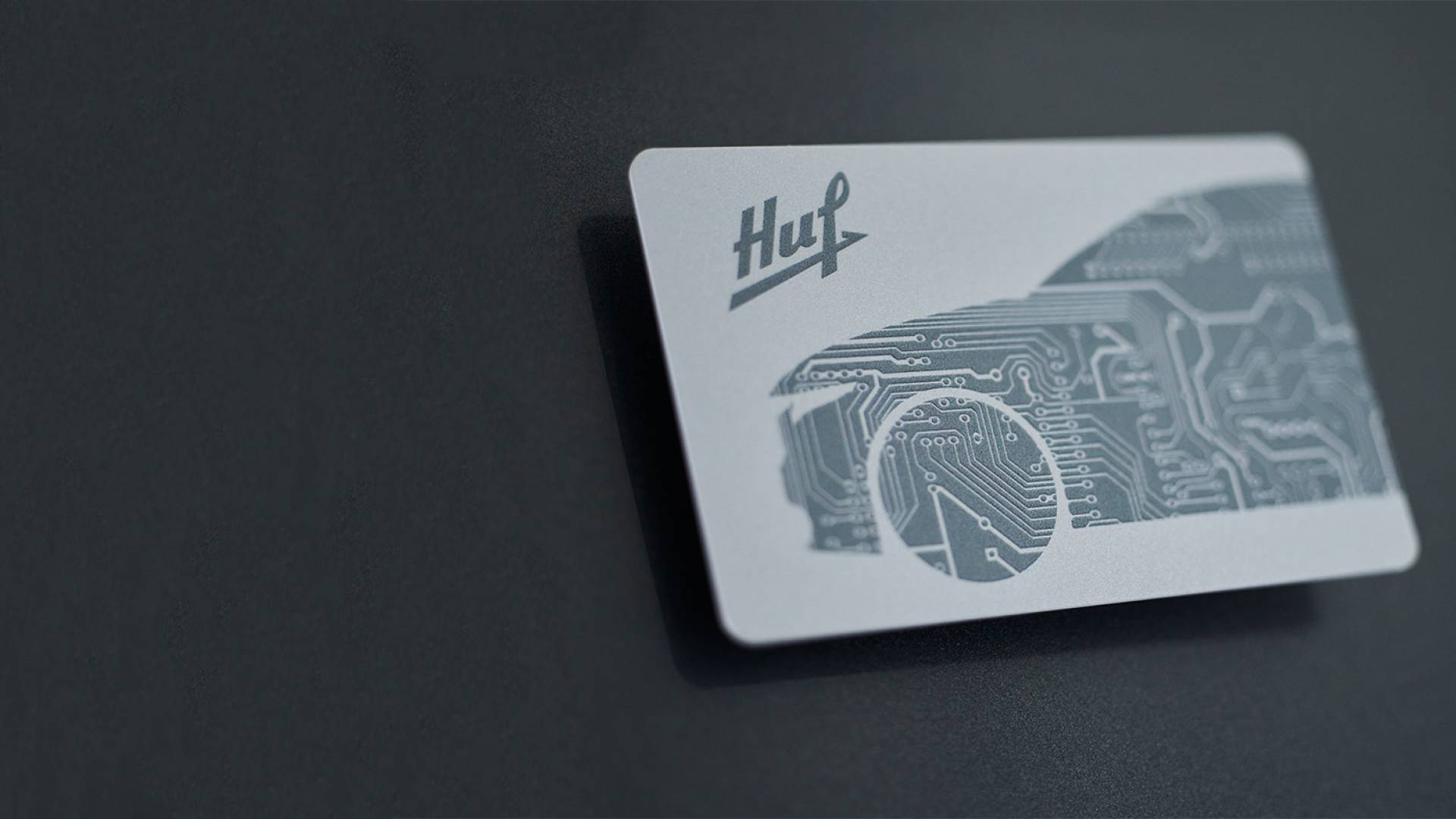 Huf nfc smart card in metal with relief design