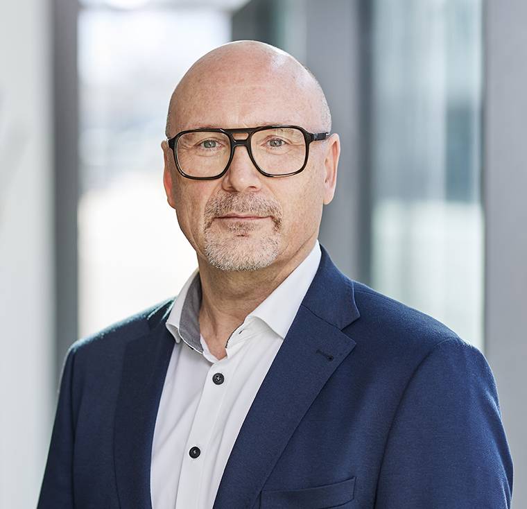 Dirk Fischer